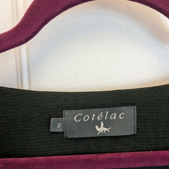 Cotelac Pullover Top With Detailed Cuffs - Picture 3 of 5